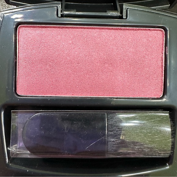 Avon Blush Rose Luster - Picture 4 of 9